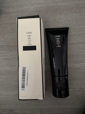 Oribe Crème for Style Hair Cream - Used once to try.